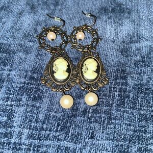 Vintage Cameo Earrings with Gold Accents